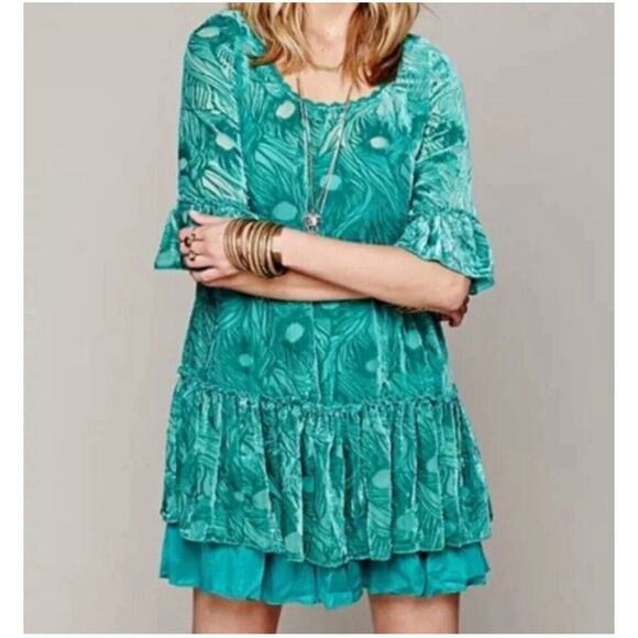 Free People Dresses & Skirts - Free People Green zen garden peacock velvet Tunic mini dress Ruffles XS
